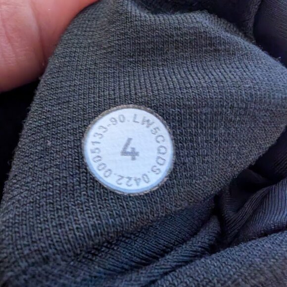 Wunder Train High-Rise Tight 25", Black, Sz 4 NWT - Picture 4 of 4